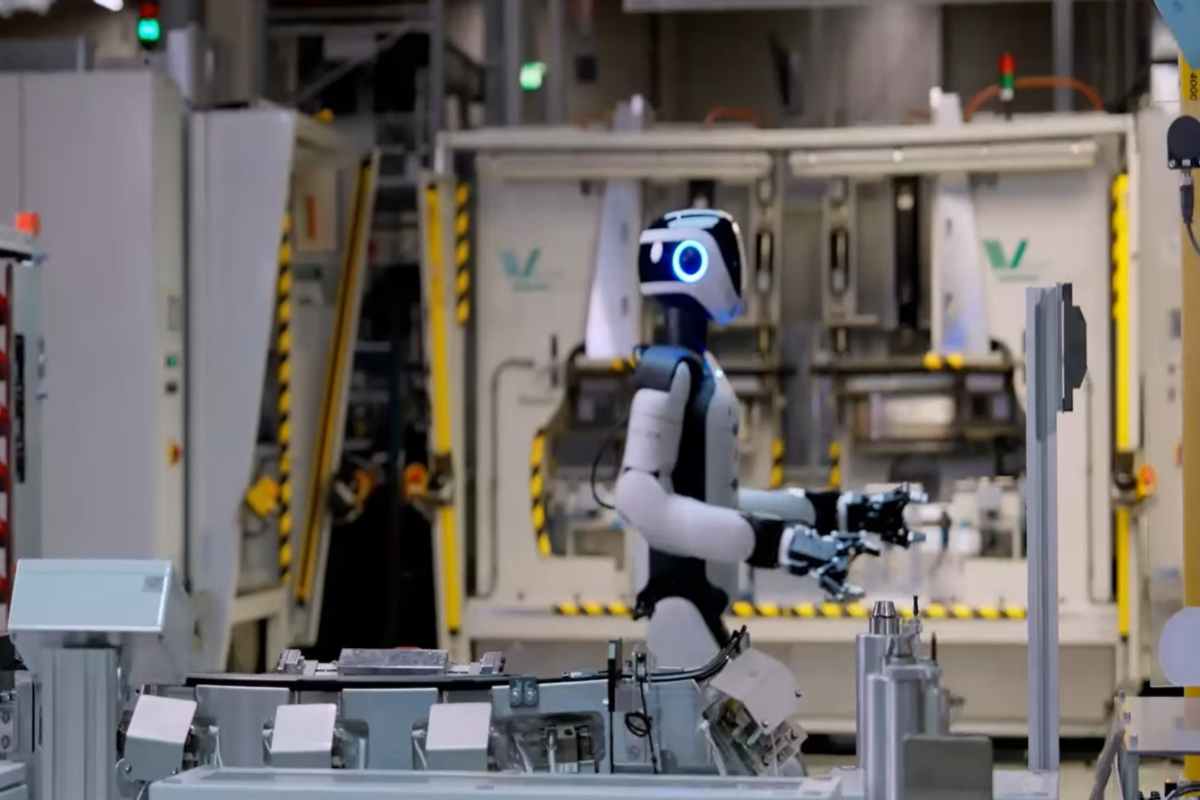 Robot sulla catena di montaggio